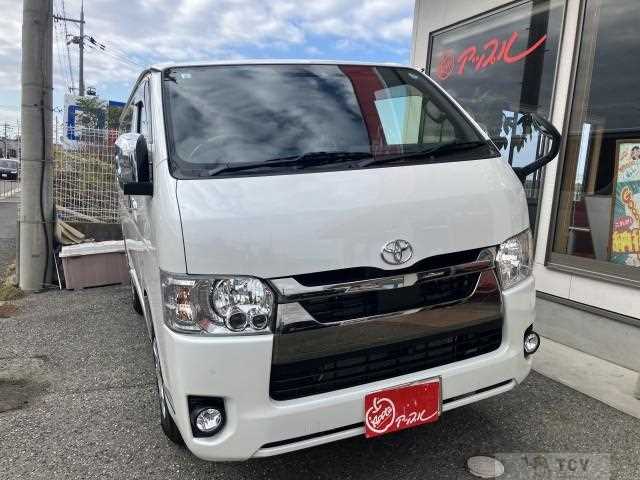 2022 Toyota Hiace Van