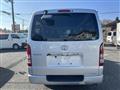 2009 Toyota Hiace Van