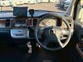 2005 Honda Step WGN