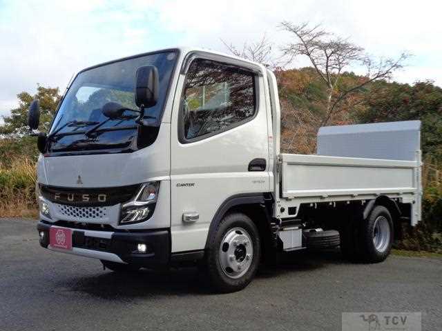 2025 Mitsubishi Fuso Canter