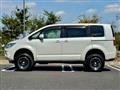 2018 Mitsubishi Delica D5