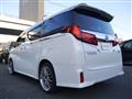 2020 Toyota Alphard Hybrid