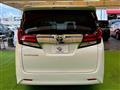 2015 Toyota Alphard G
