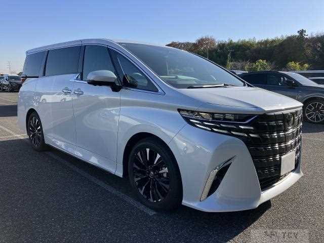 2025 Toyota Alphard Hybrid