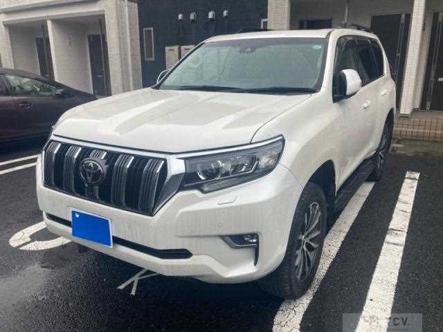 2021 Toyota Land Cruiser Prado