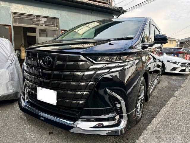 2025 Toyota Alphard Hybrid