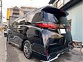 2025 Toyota Alphard Hybrid