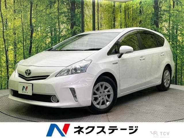 2013 Toyota PRIUS α