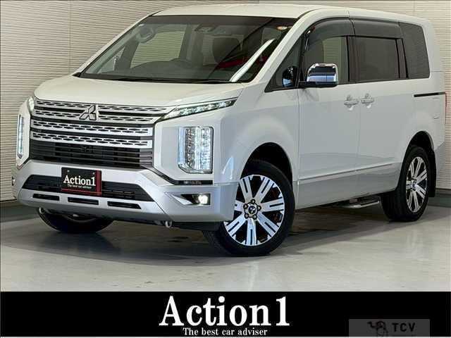 2019 Mitsubishi Delica D5