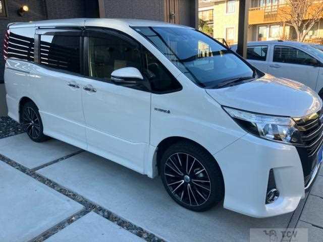 2017 Toyota Noah