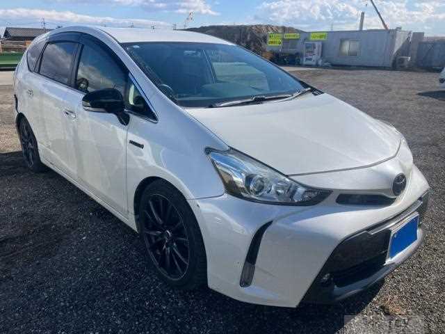 2017 Toyota PRIUS α