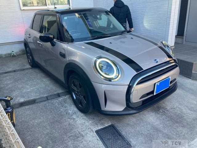 2021 BMW MINI