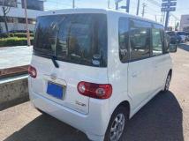 2004 Daihatsu Tanto