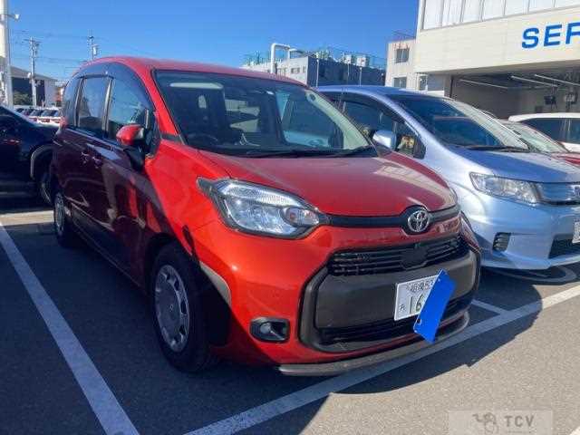 2023 Toyota Sienta