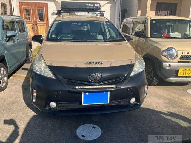 2012 Toyota PRIUS α