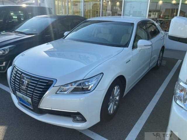 2014 Toyota Kluger Hybrid