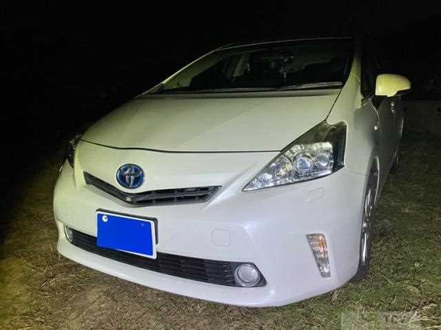 2014 Toyota PRIUS α