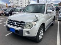 2009 Mitsubishi Pajero