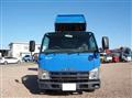 2013 Isuzu Elf Truck