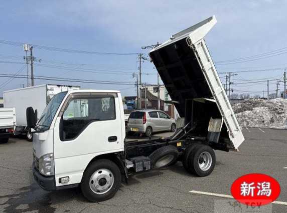 2012 Isuzu Elf Truck