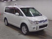2012 Mitsubishi Delica D5