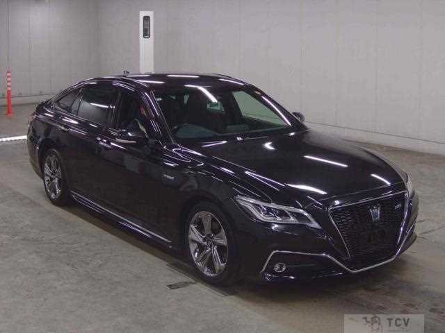 2019 Toyota Crown Hybrid