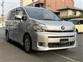 2013 Toyota Voxy