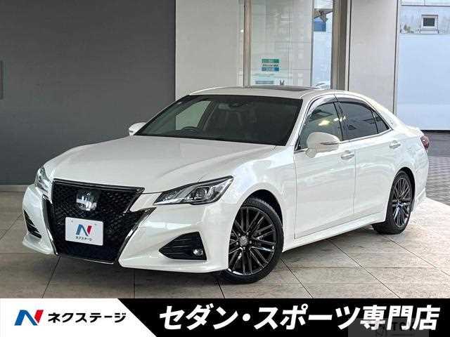 2018 Toyota Crown Hybrid