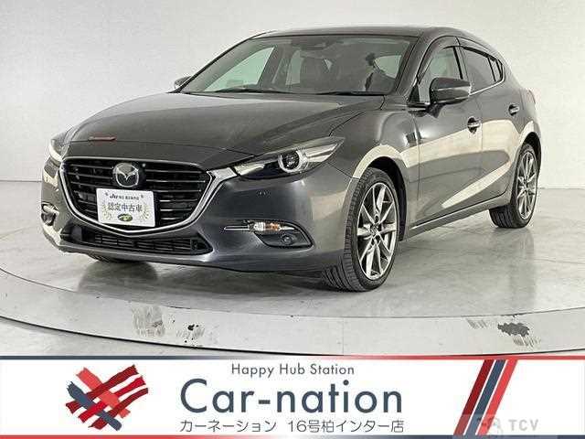 2017 Mazda Axela