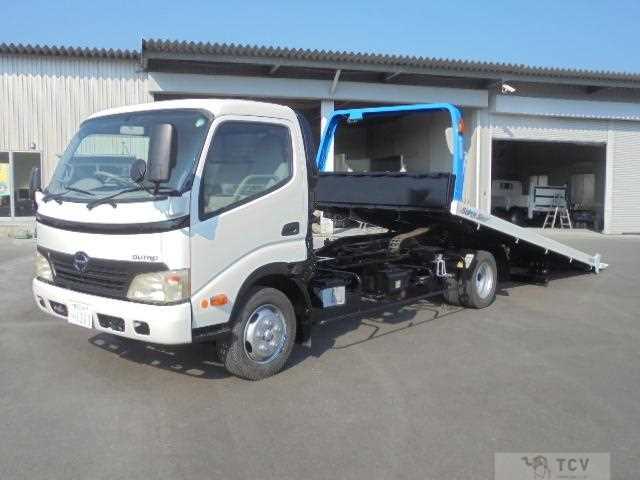 2010 Hino Dutro