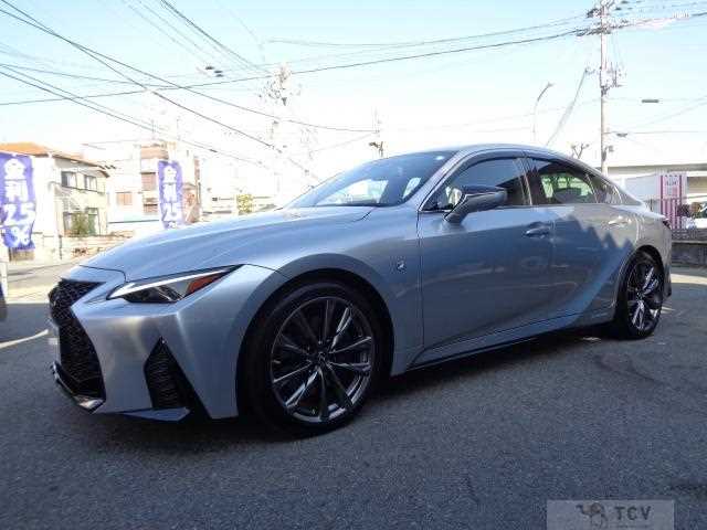 2020 Lexus IS