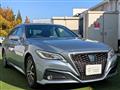 2019 Toyota Crown Hybrid