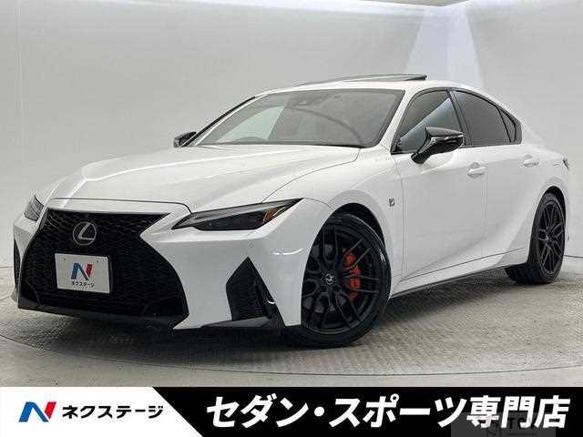 2021 Lexus IS