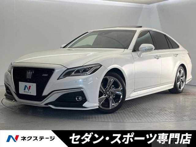 2020 Toyota Crown Hybrid