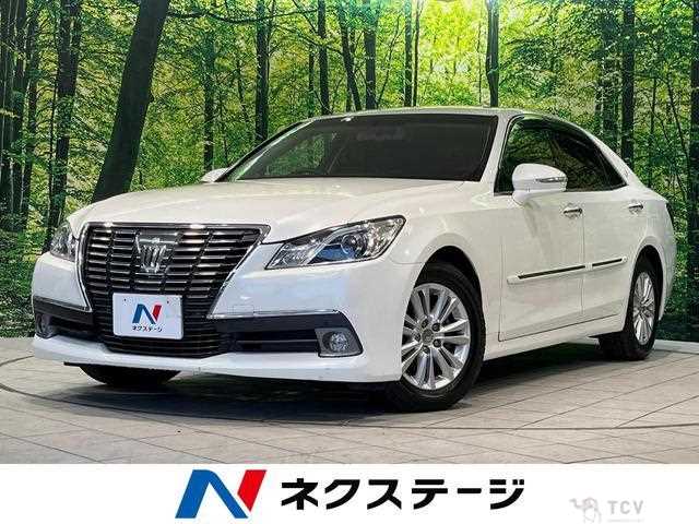 2013 Toyota Crown