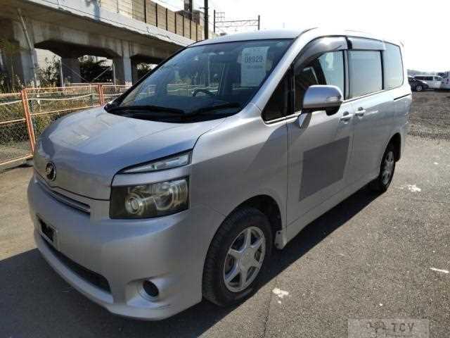 2008 Toyota Voxy