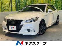 2014 Toyota Crown Hybrid