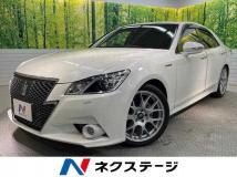 2013 Toyota Crown Hybrid
