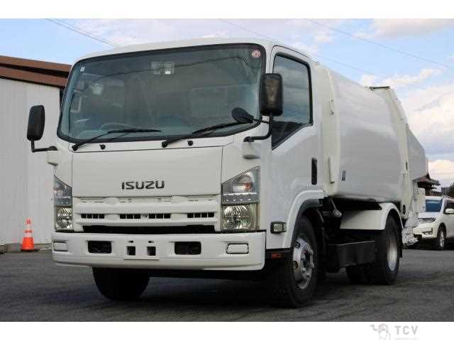 2010 Isuzu Elf Truck