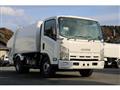 2010 Isuzu Elf Truck