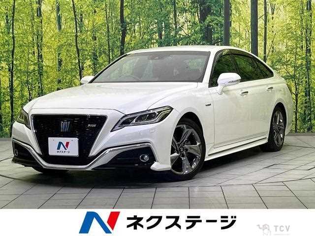 2018 Toyota Crown Hybrid