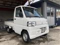 2013 Mitsubishi Minicab Truck