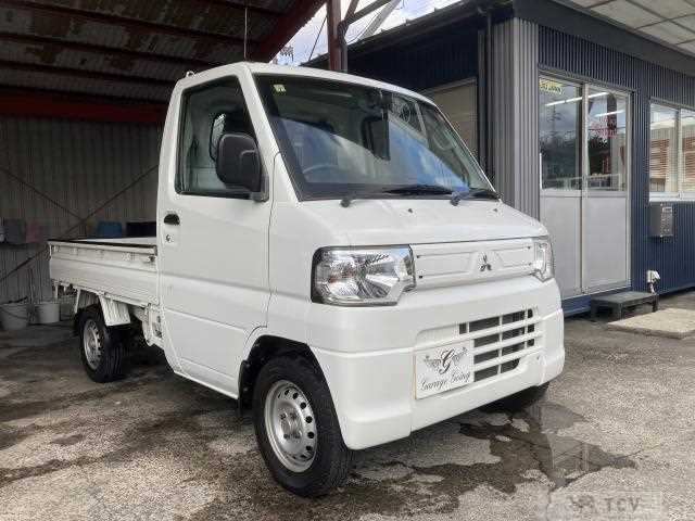 2013 Mitsubishi Minicab Truck