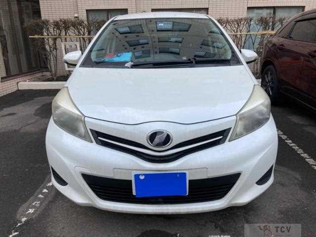 2013 Toyota Vitz
