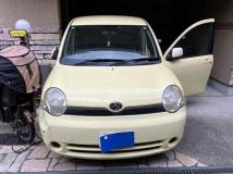 2004 Toyota Sienta