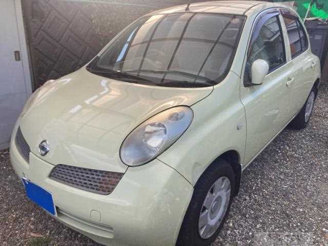 2004 Nissan March