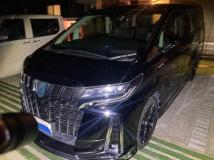 2018 Toyota Alphard Hybrid