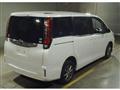 2016 Toyota Noah