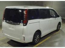 2016 Toyota Noah