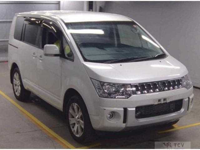 2017 Mitsubishi Delica D5